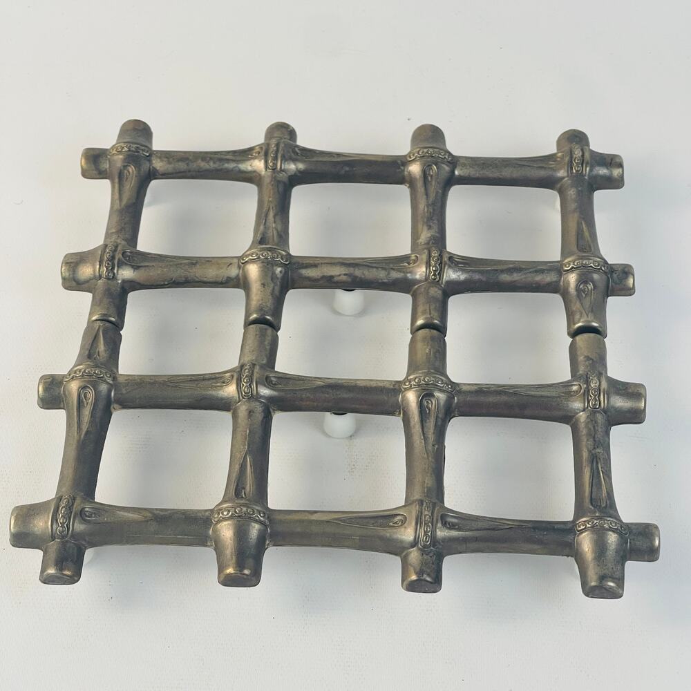 Bamboo Silver Tone Expanding Trivet